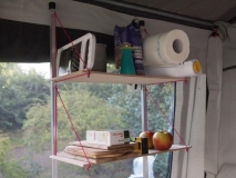 Küchenregal zum Anstecken am Küchenblock