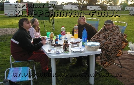 Die Sonne geht langsam weg, Schönwettercamper Chaos im Tigerlillylook - unsere neue Frostbeule