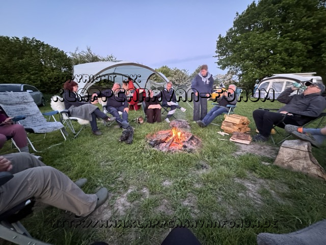 Runde am Feuer 3