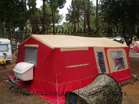 SK12 - Mit Vorzeltverlängerung (von hinten)