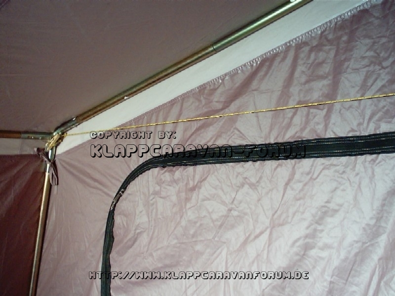 Busvorzelt, Rückwand