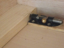 Kommoden-Chambord-Verriegelung