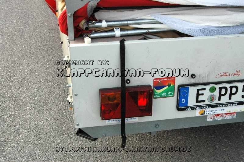 SK12 - abgerissenes Halteband