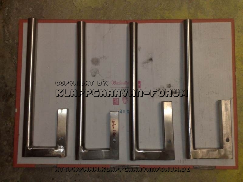 Eigenbau-Gepäckgalerie aus V2A - Die vier Gepäckgalerie Aufnahmen