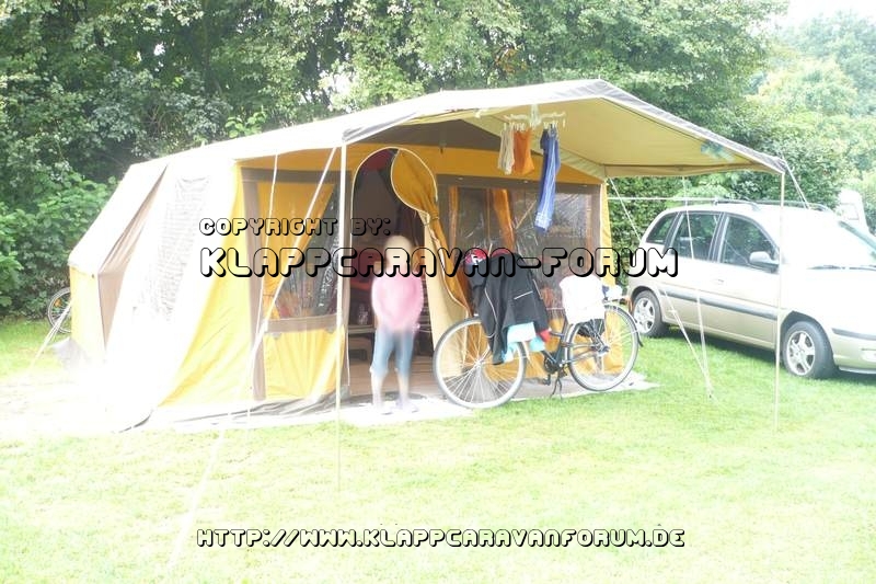 Heinemann Z570B - Mit Sonnensegel von vorn