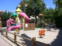CP Domaine-de-gil bei Ucel-Aubenas Kinderspielplatz