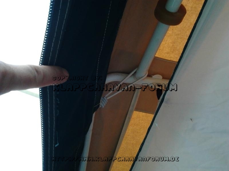 Erstes Falten auf dem Campingplatz