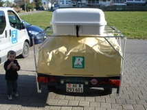 fertiger Gepächträger mit Dachbox