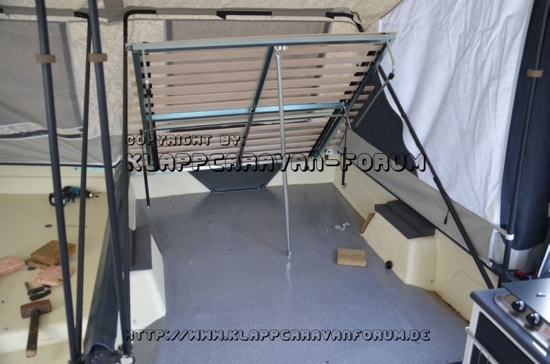 Camp-let - Einbau des erhöhten Lattenrostes
